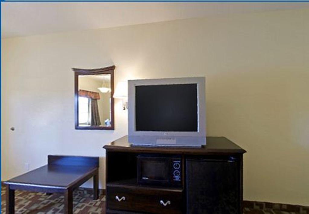 Americas Best Value Inn Byhalia Exterior foto